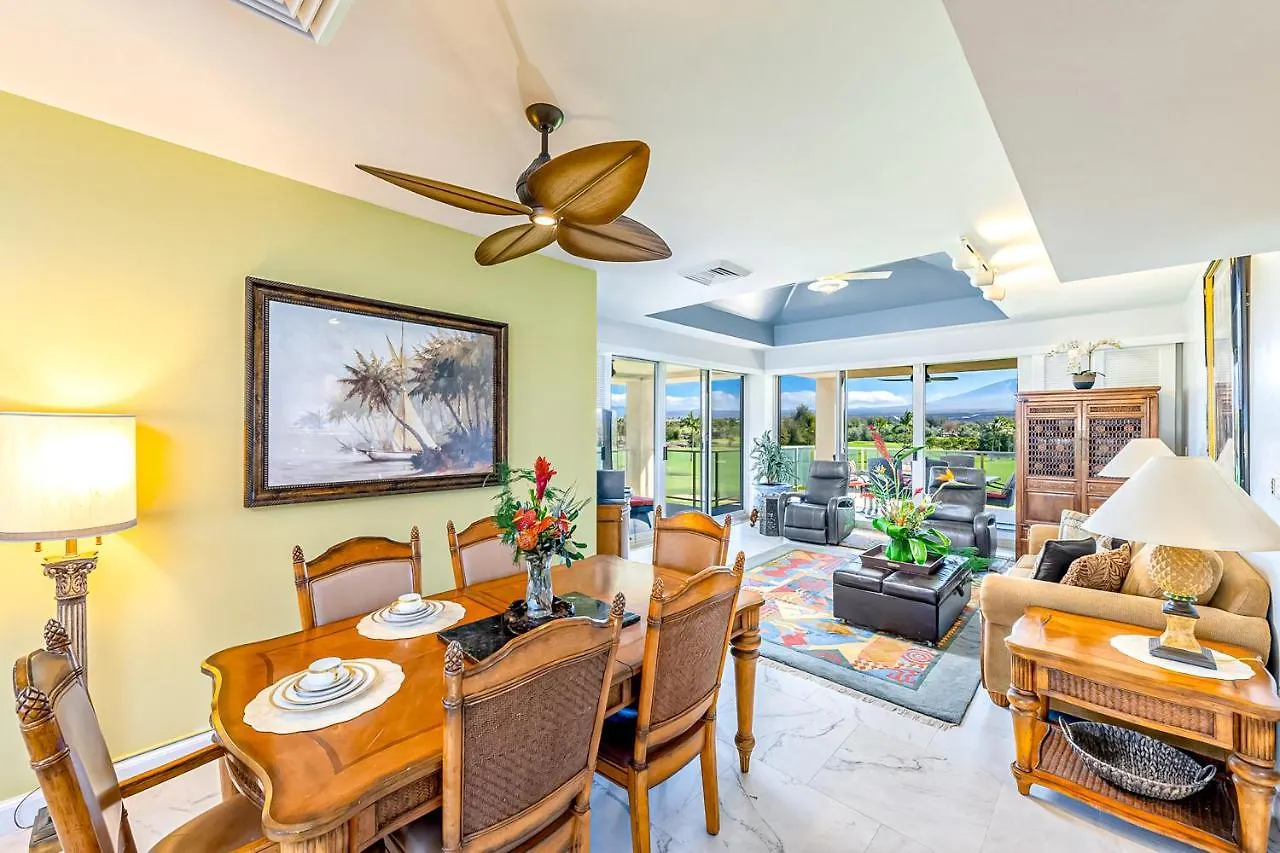 Tropical Elegance Golf Course Penthouse Apartment Waikoloa