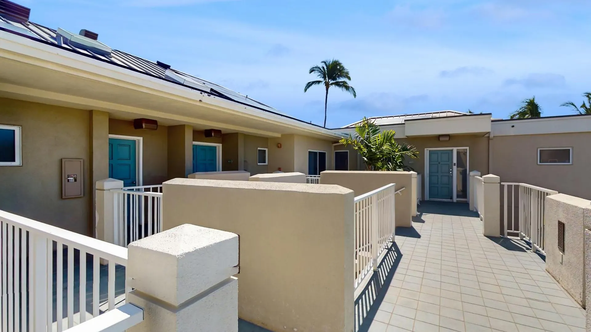 Tropical Elegance Golf Course Penthouse Apartment Waikoloa